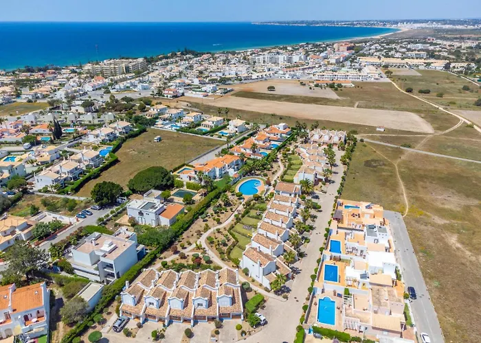 Villa Periquito 2Bd Pool Fast Wifi Ac Garden